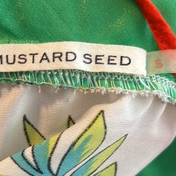 Mustard Seed, Fun & Flirty, Halter, Zipper Back, Excellent Condition, Size S - Picture 5 of 13